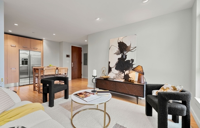 2 beds, 1 bath, 742 sqft, $3,750, Unit 507
