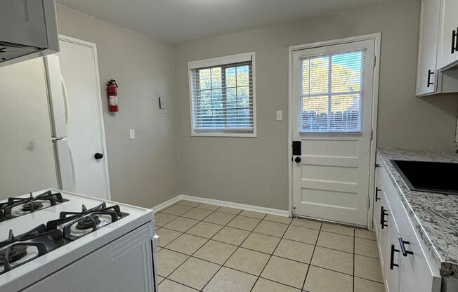 458 - 464 Glenview Ct