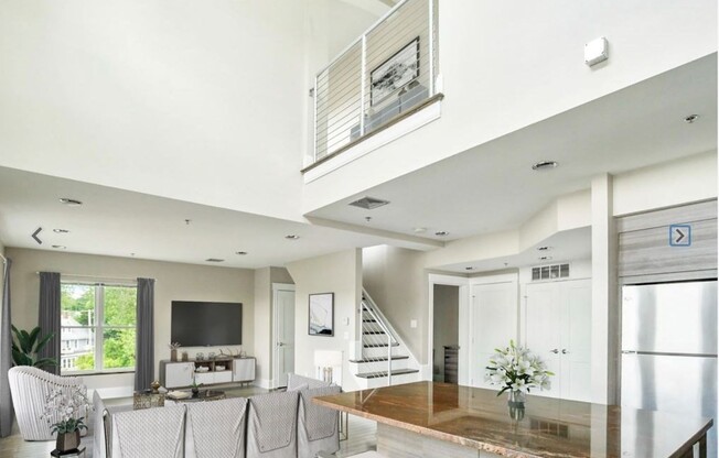 60 Howard St Apt 313