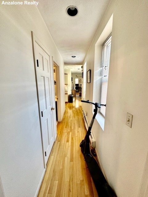 14 1/2 Hull St.
