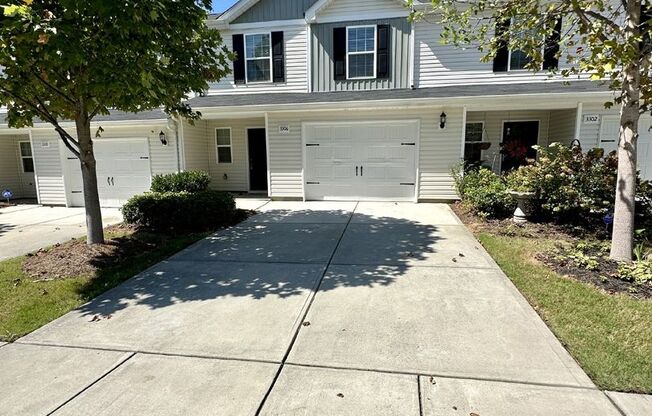 Paw Creek Village Townhome with 3BR/2.5BA Garage