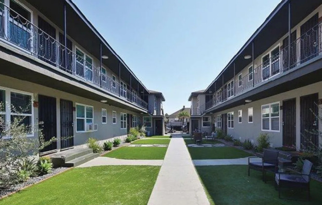 201–209 E 12th Street in Long Beach,