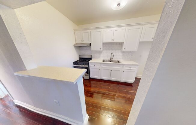 Studio, 1 bath, 400 sqft, $1,425, Unit 109