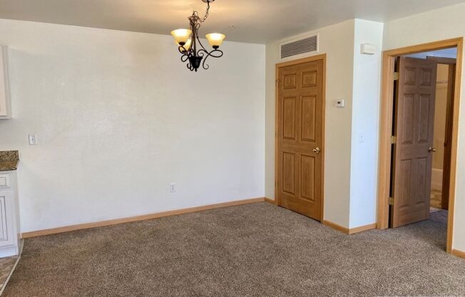 3 beds, 2 baths, $2,175, Unit UNIT C203