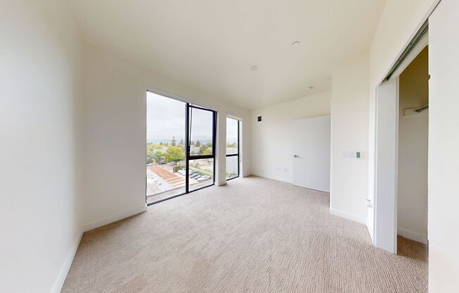 2 beds, 1 bath, 850 sqft, $2,745, Unit 411