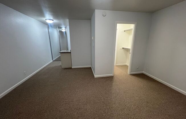 Studio, 1 bath, 380 sqft, $2,025, Unit 777-222