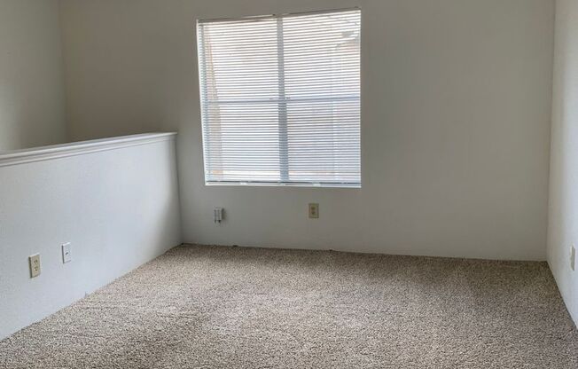 2 beds, 2 baths, 1,038 sqft, $1,085, Unit 2007