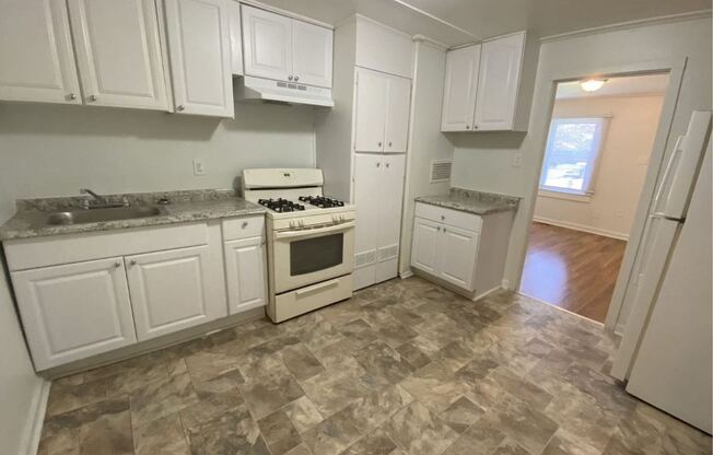 377 - 383 Carver Circle