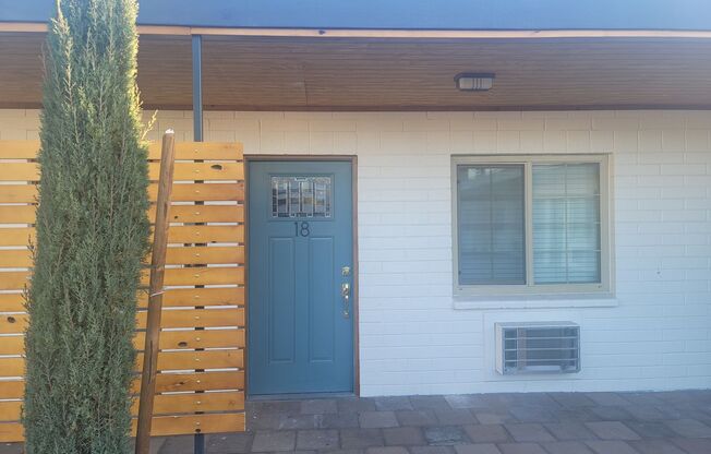 1 bed, 1 bath, 600 sqft, $1,200, Unit #18