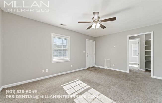 Cozy 2-Bedroom with Outdoor Space & Everyday Convenience