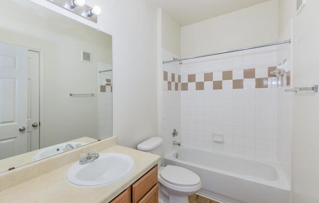 3 beds, 2 baths, 1,261 sqft, $1,495