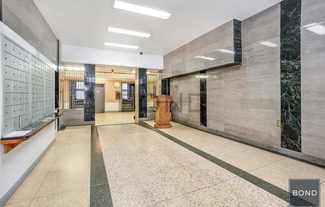 1 bed, 1 bath, $3,495, Unit 712