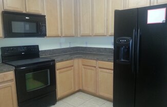 7044 DEERLODGE CIR