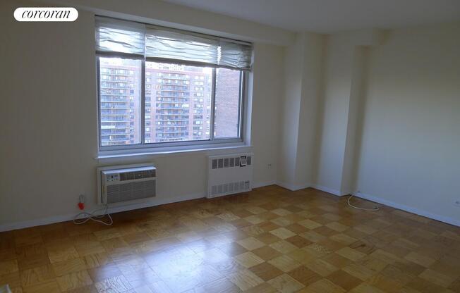 2 beds, 2 baths, 1,142 sqft, $6,400, Unit 18C