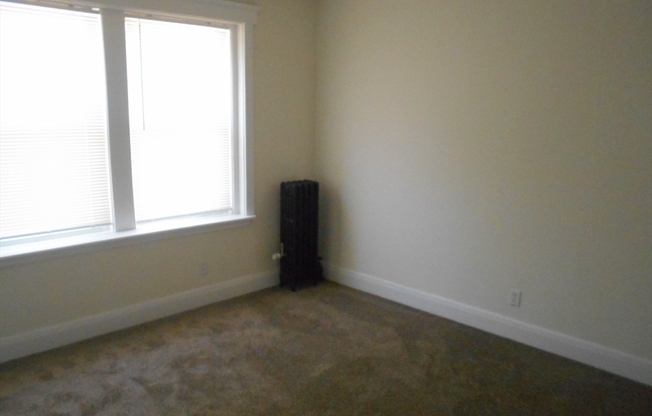1 bed, 1 bath, 500 sqft, $2,000, Unit 24