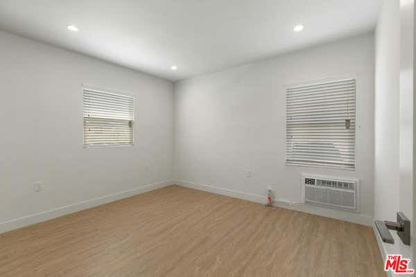 2 beds, 1 bath, 1,200 sqft, $3,295