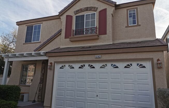 3 BEDROOM, 3 BATHROOM, 2 CAR GARAGE, COMMUNITY POOL & SPA