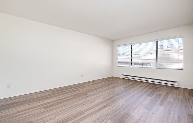 1 bed, 1 bath, 648 sqft, $1,700, Unit 1-308