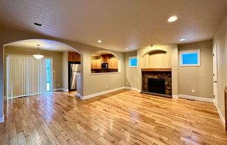 3 beds, 2.5 baths, $2,595