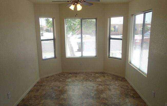 3 beds, 2 baths, $1,350