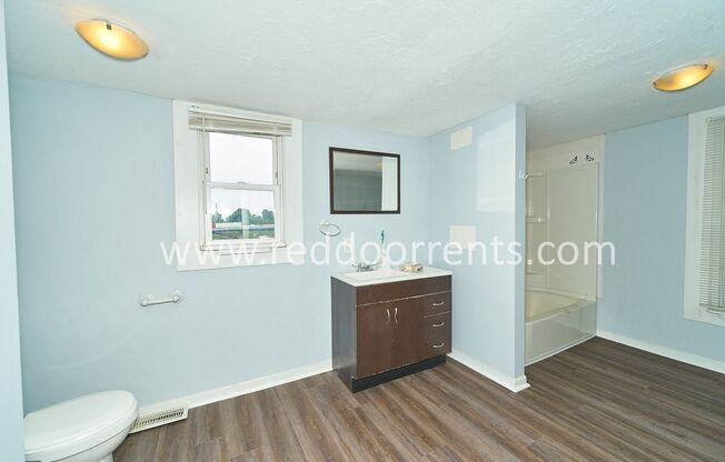 2 beds, 1.5 baths, $1,395