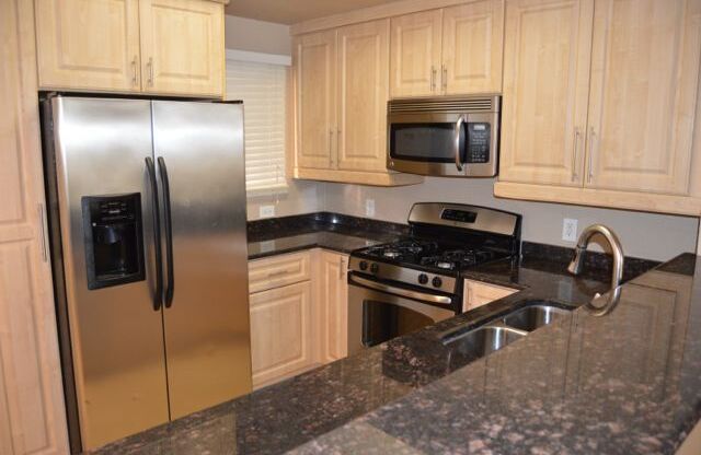 1 bed, 1 bath, $1,500, Unit 116