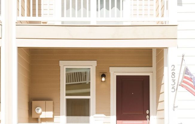 Nice, Clean 2 bedroom townhome with 2 primary suites!