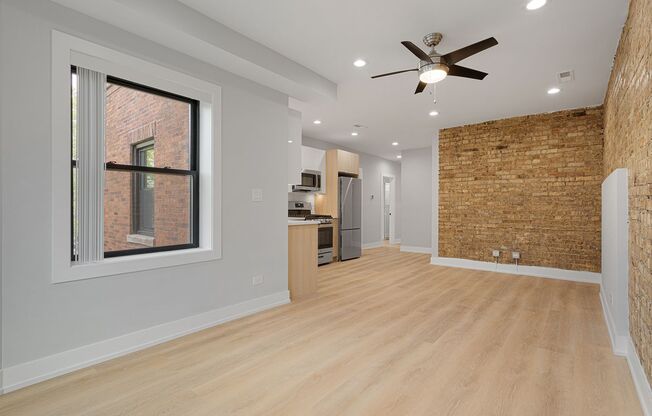 3 beds, 2 baths, 894 sqft, $2,650, Unit 1558-3N