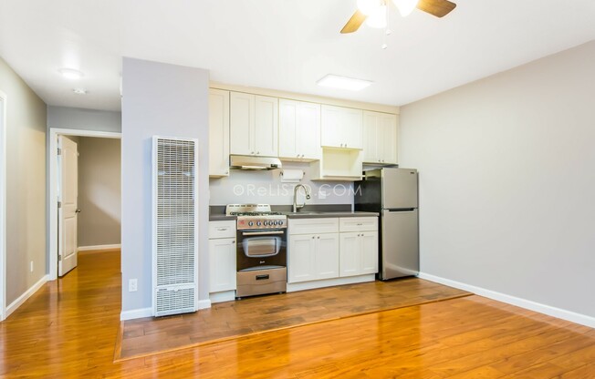 814 27th St.