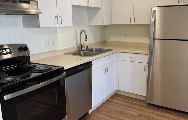 1 bed, 1 bath, 660 sqft, $1,408, Unit 319S