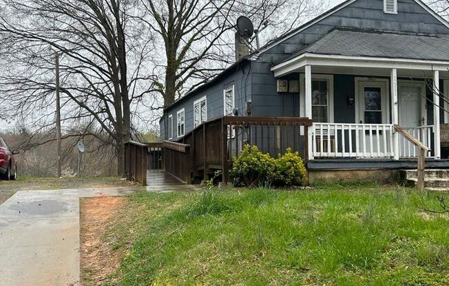 1411 Underwood Ave