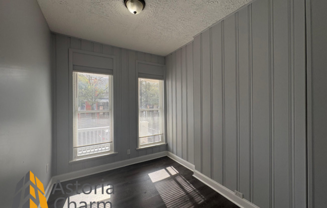 Modern 4-Bedroom with Yard & Easy Downtown Access