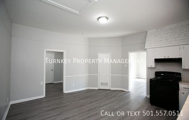 1321 W 21 ST