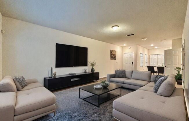 Great value 3 / 2.5 townhome in Capitol Park
