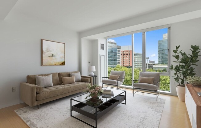 2 beds, 1 bath, 911 sqft, $3,750, Unit 617