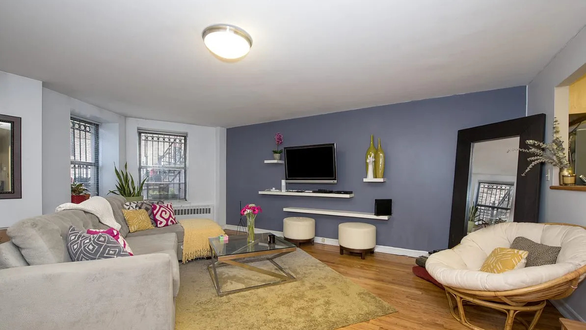 8 E 127 ST