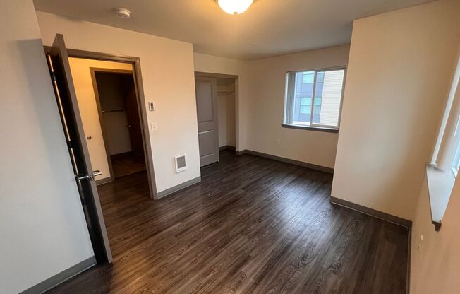 1 bed, 1 bath, $1,150, Unit 304