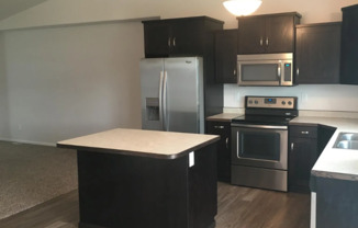 3 beds, 2 baths, $1,895