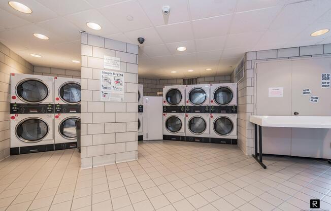 2 beds, 2 baths, 1,085 sqft, $7,000, Unit 29-J