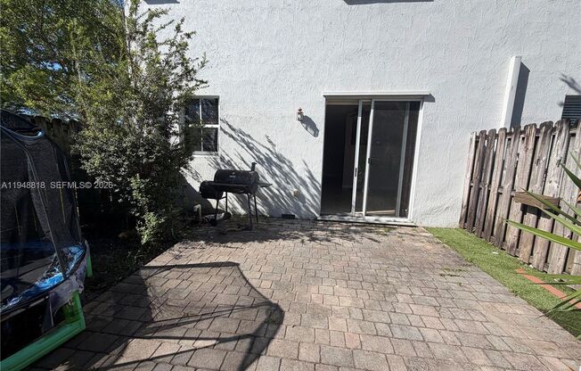 20715 NE 10TH CT #20715 MIAMI, FL 33179