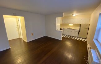1579 Farwell