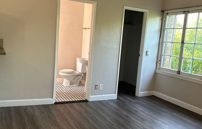 Studio, 1 bath, $1,600, Unit 401