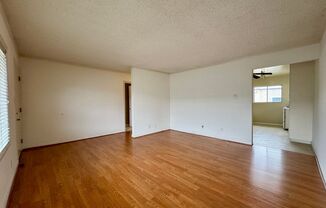 2 beds, 2 baths, $2,095, Unit Unit 212