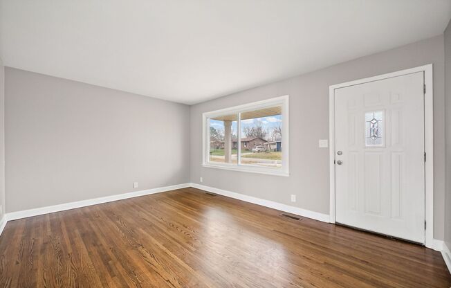 3 Bedroom Pet Friendly Home For Rent Near Post!