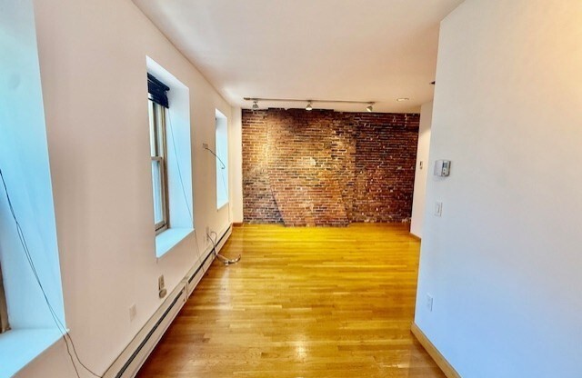 7 Thacher Ct.