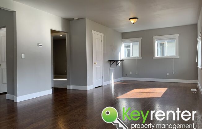 Centrally Located 3Bed/1.5Bath Tacoma Home!