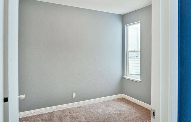 $4,500 / 3br - Fabulous 3 bed, 2 bath in San Francisco (Upstairs unit)