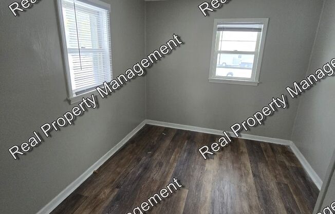 3 beds, 1 bath, $1,350