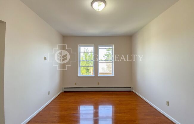 1 bed, 1 bath, $1,250, Unit 303