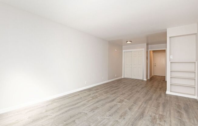 Studio, 1 bath, 500 sqft, $1,650, Unit 115